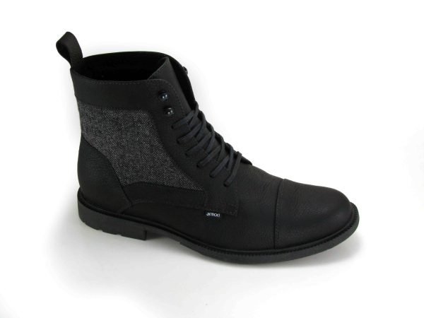 Botas para hombre en cuero negro marca armori