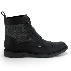 Botas para hombre en cuero negro marca armori